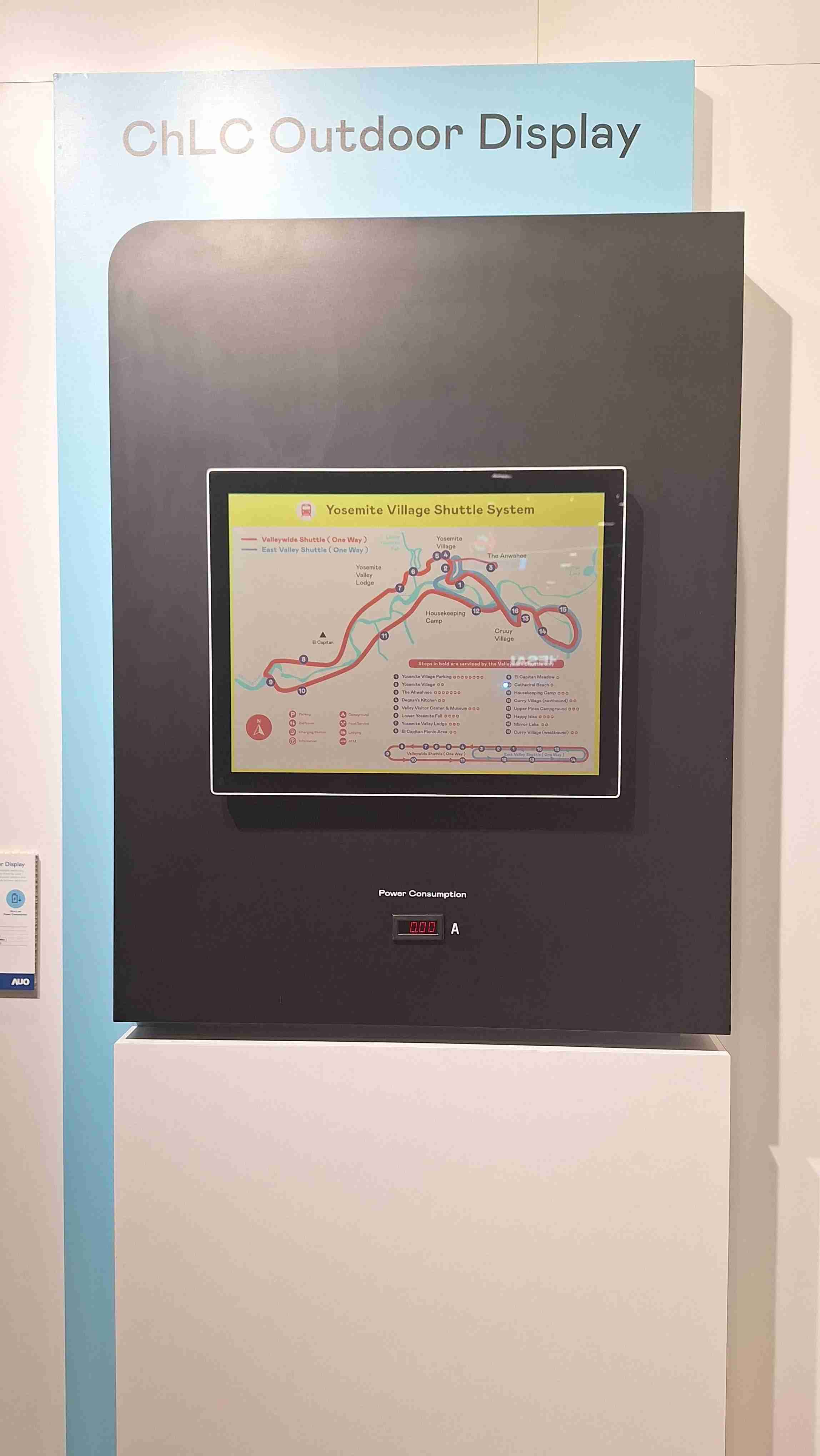 MG电玩的「胆固醇液晶超低耗能户外全彩显示器」不只环保省电，，，且符合户外严苛使用环境，，，拥有在摄氏-30度至85度下的宽温使用优势，，，并且强光愈强愈能呈现绝佳的色彩饱和度及显示效果，，，易于安装的特性将成为户外电子看板的新首选。。。。